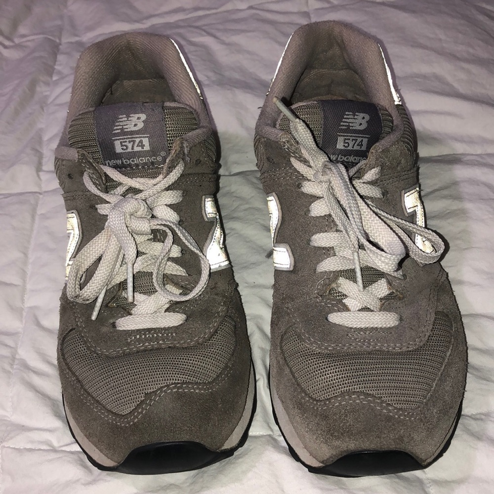 New Balance Tennis Shoes